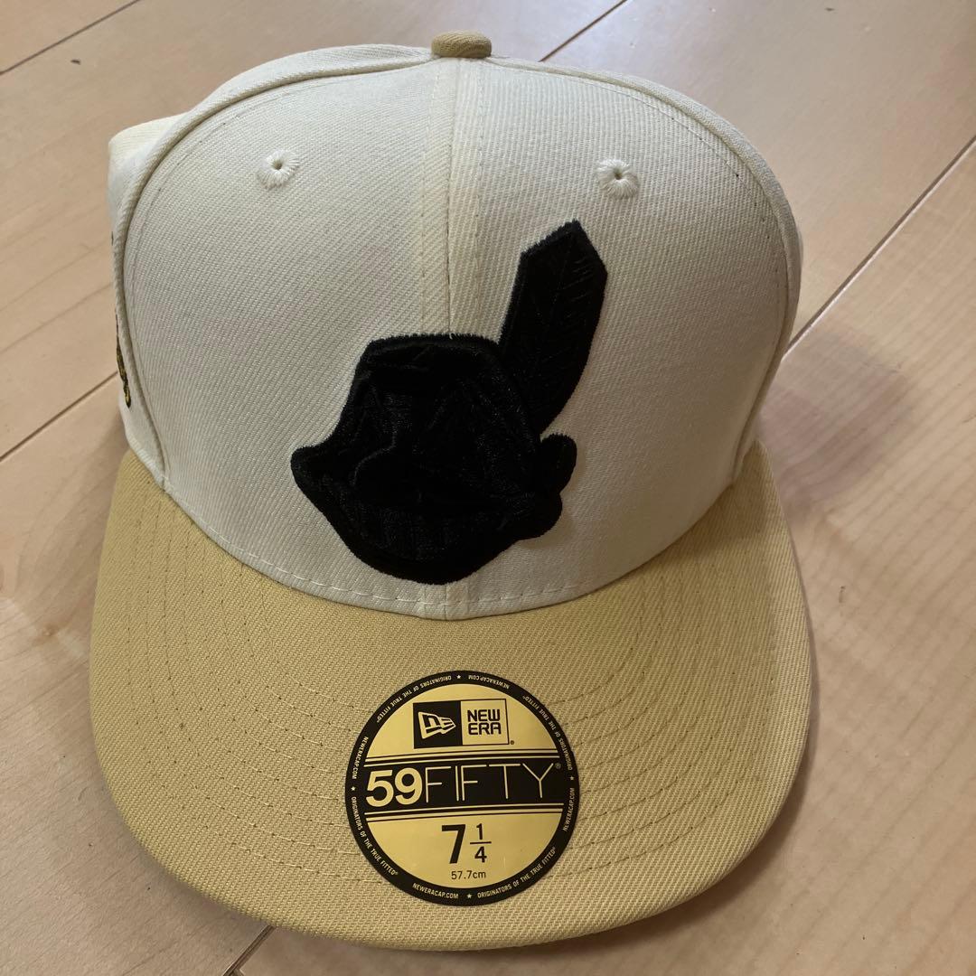 ニューエラ　インディアンズ　チャンピオン記念　オフホワイト帽子