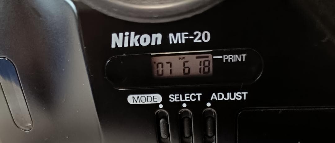 超美品 ’91年高級中級機 Nikon F801S 35-105mm フード付