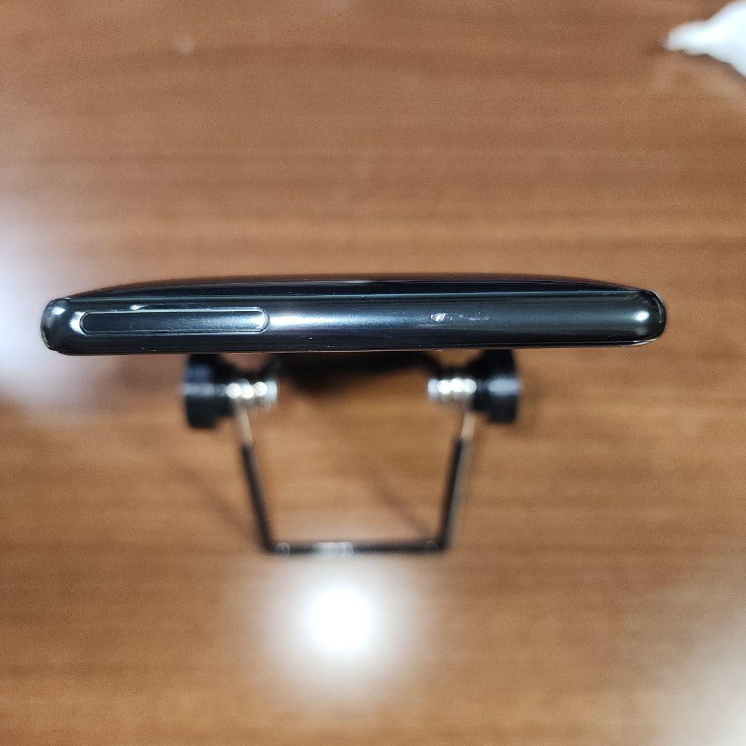 ①Xperia XZ2 Premium クロムブラック　au SOV38