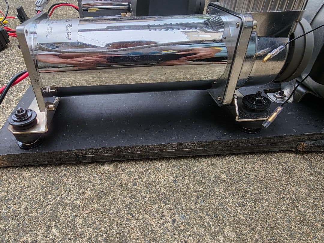 エアサス エアマネジメント エアコンプレッサー アルファード ヴェルファイア