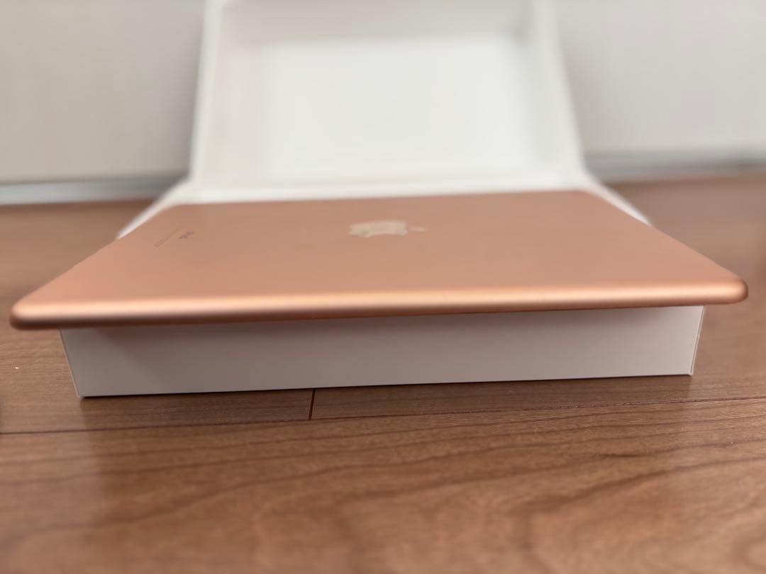 Apple iPad 第6世代 32GB Wi-Fi ゴールド 本体