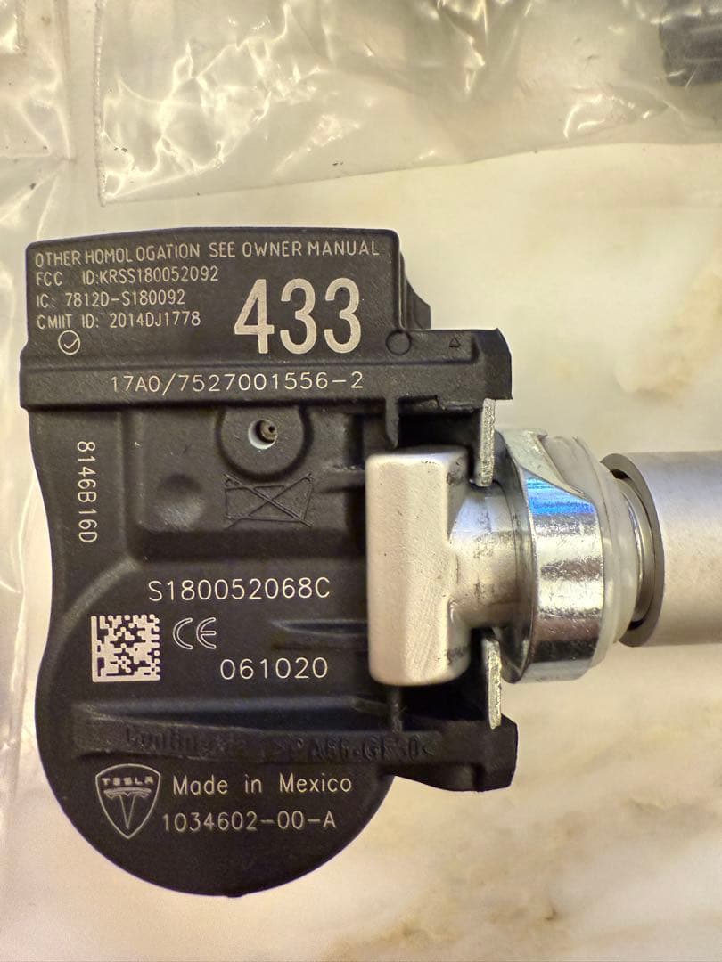 テスラ MODEL X MODEL S TPMS タイヤ 空気圧センサー 8個