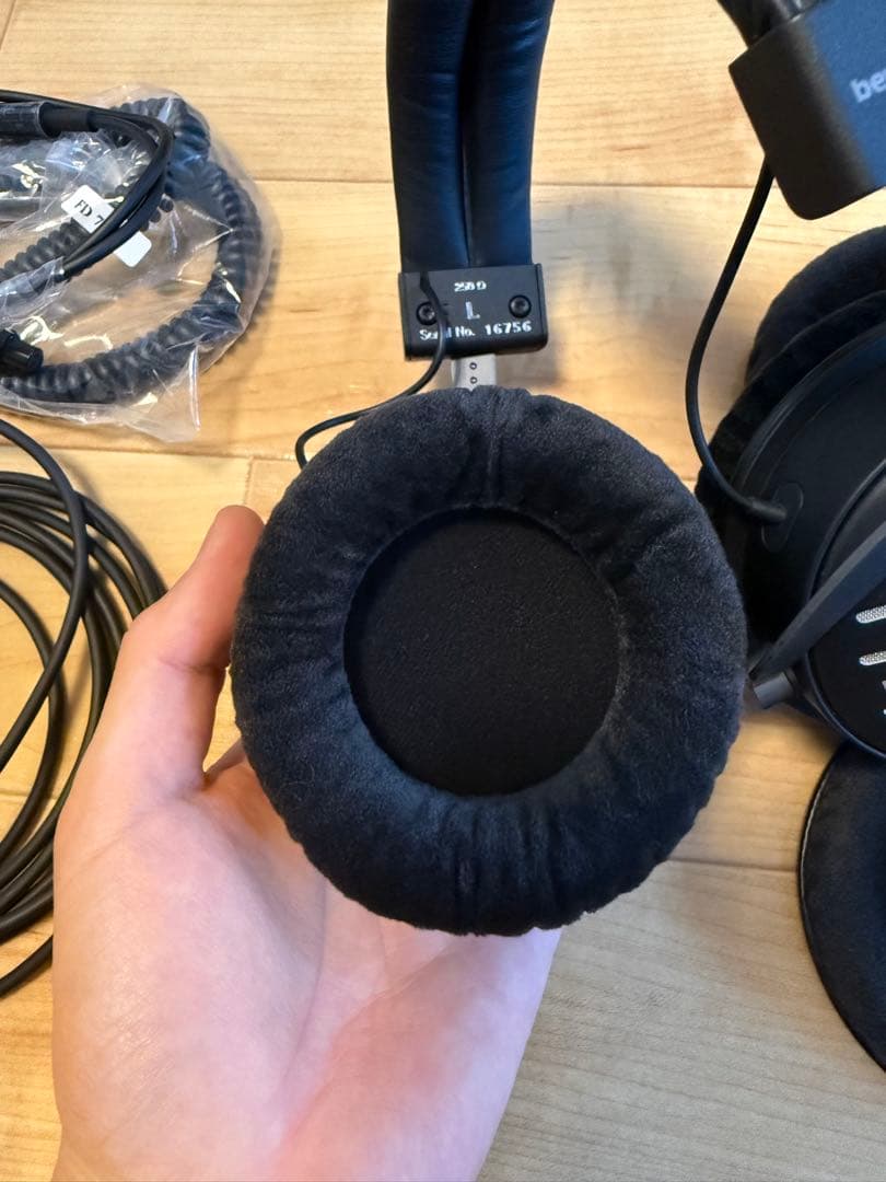 【極美品】ベイヤーダイナミック DT1990PRO 250Ω 完動品&付属品完備