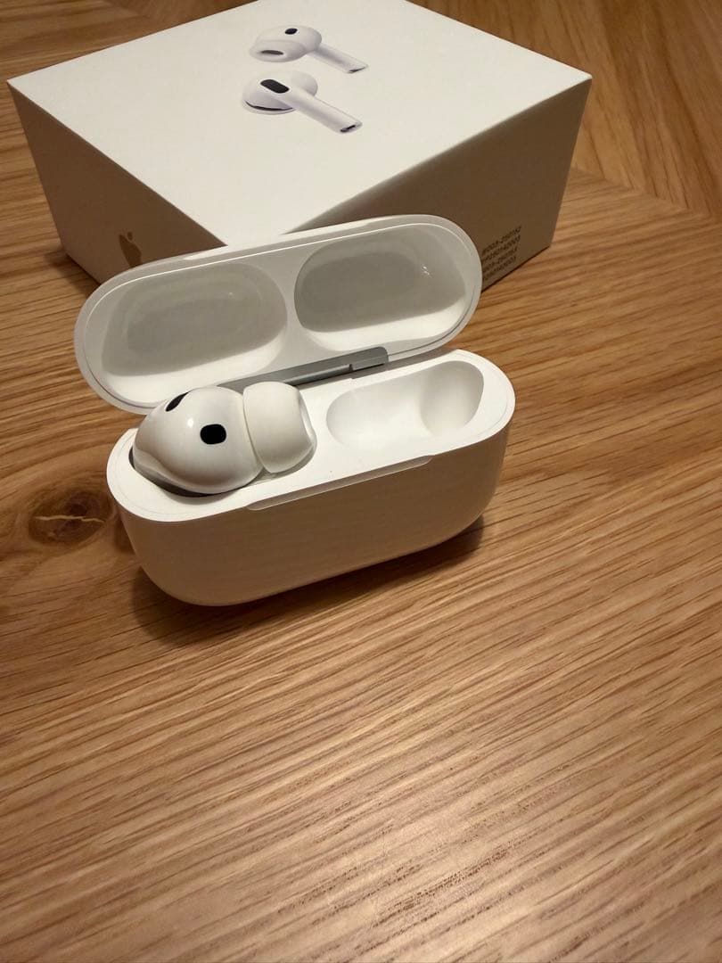 Apple AirPods Pro 3 本体