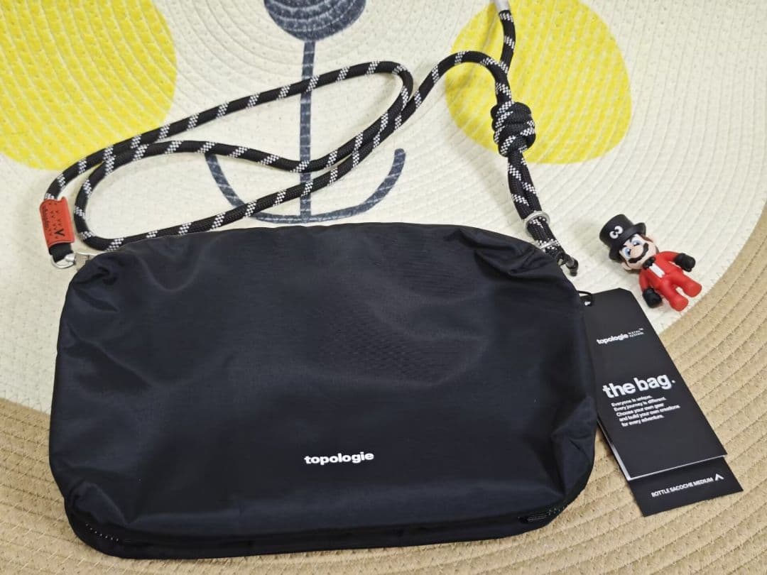 Topologie Bottle Sacoche Bag Large ブラック