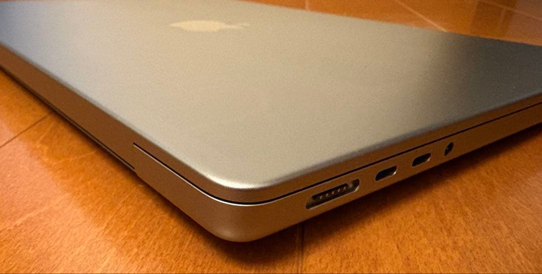 Macbook Pro 14インチ M1Pro 16GB/512GB