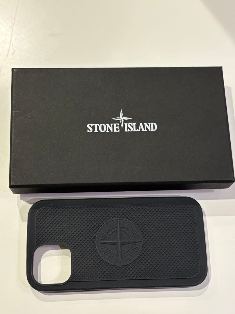 【美品】STONE  iPhoneケース　iPhone15