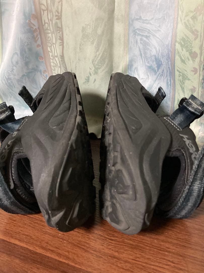 様　ホカオネオネ　サンダル　27