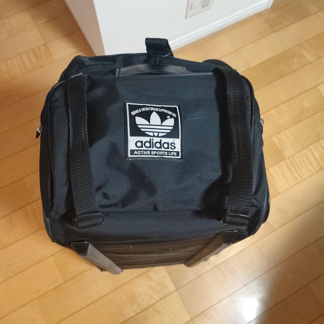 ７０㍑ キャスター付き　adidas アディダス　大容量ボストン ブラック