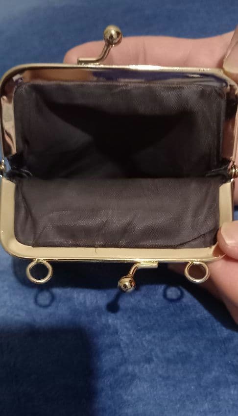 CHANEL　ノベルティ　ミニがま口　ケース