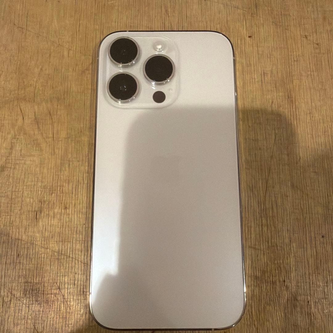 Apple iPhone 14 Pro ホワイト