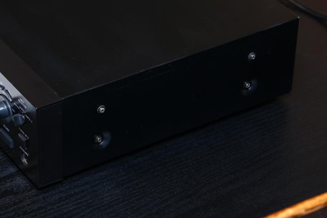 TASCAM MD-350　プロフェッショナル　MDプレーヤー/レコーダー