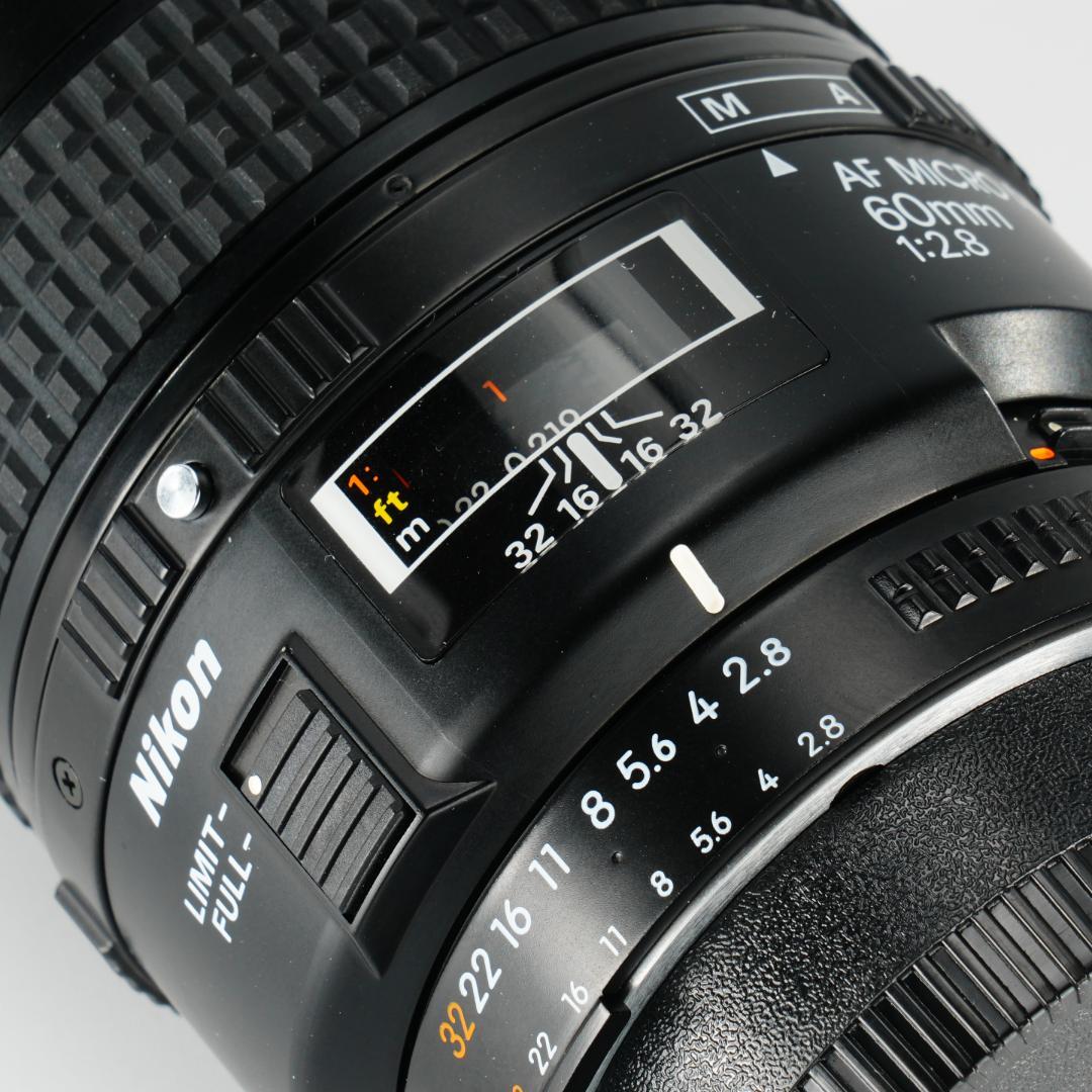 極美品・箱 AF Ai Micor-Nikkor 60mm F2.8D 692