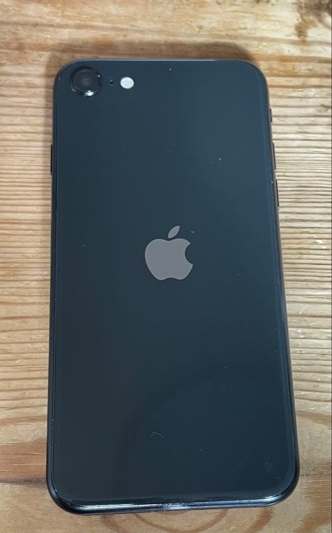 Apple iPhone SE (第2世代) ブラック