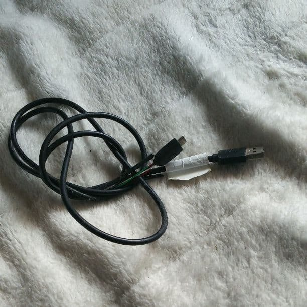 アンドロイドの充電器