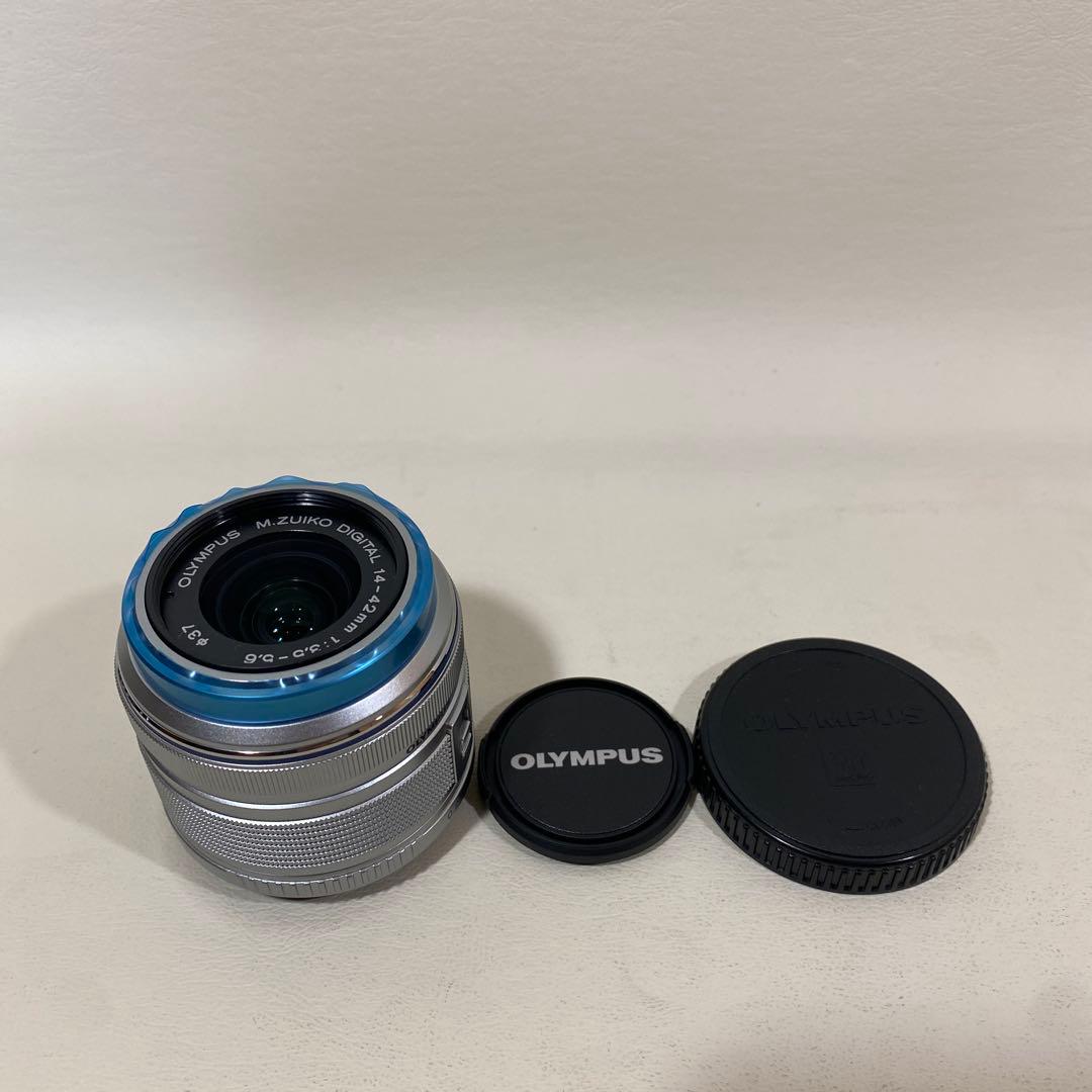 ほぼ新品OLYMPUS M.ZUIKO 14-42mm F3.5-5.6II