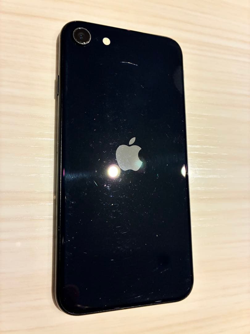 i phoneSE 2022年　データ消去済