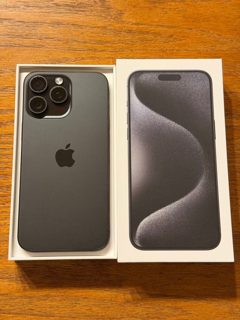 【超美品】iPhone 15 Pro Max ブラックチタニウム 512GB