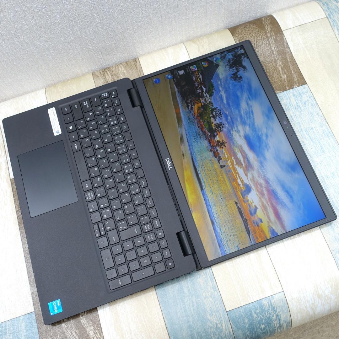 超高速大容量新品ＳＳＤ１ＴＢ搭載✨️美品で神速の２０２２年製✨第１１世代コアｉ５