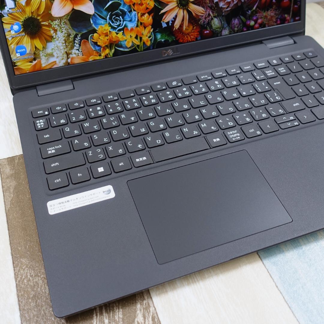 超高速大容量新品ＳＳＤ１ＴＢ搭載✨️美品で神速の２０２２年製✨第１１世代コアｉ５