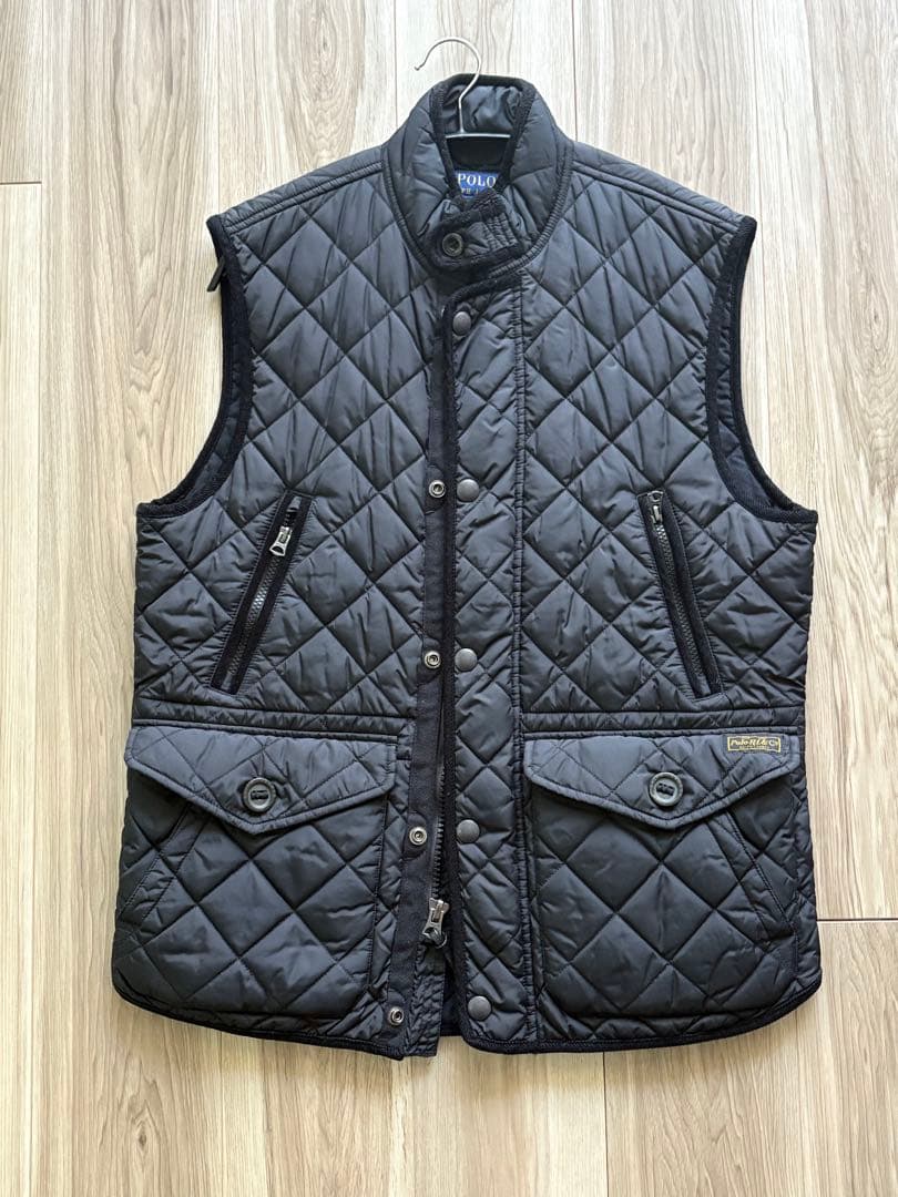 キルティングダウンベスト