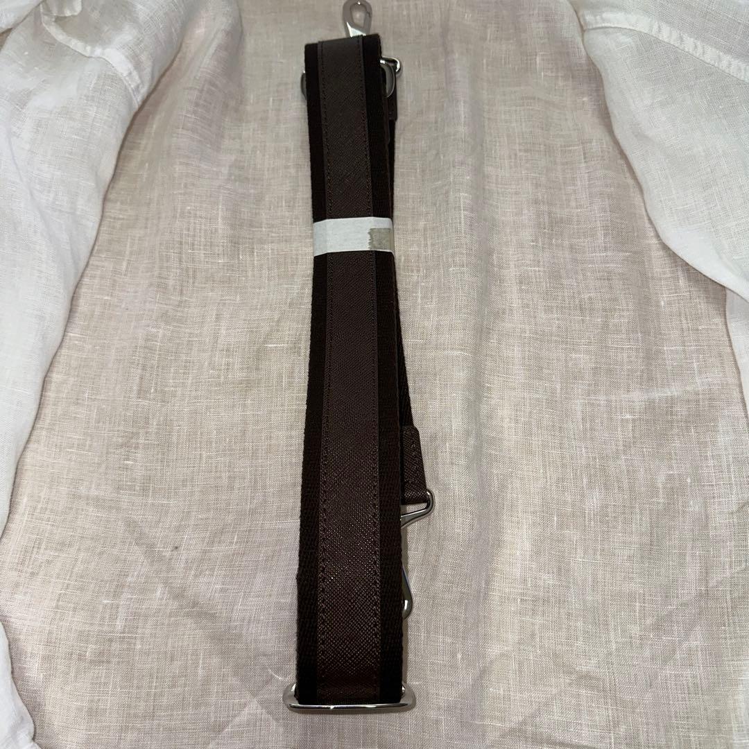 ペッレモルビダ　キャピターノ　ダークブラウン