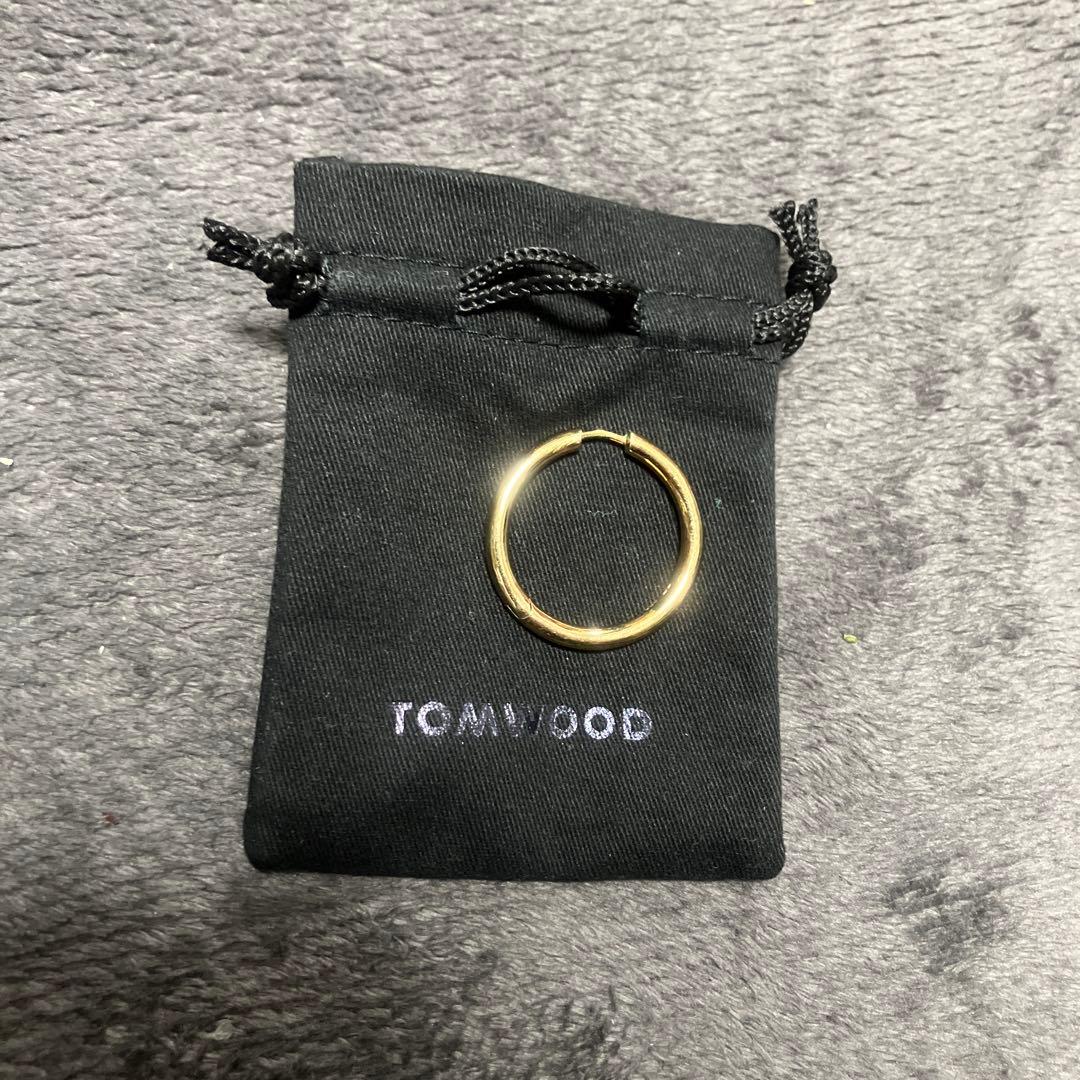 トムウッド　classic hoop large gold ピアス　金