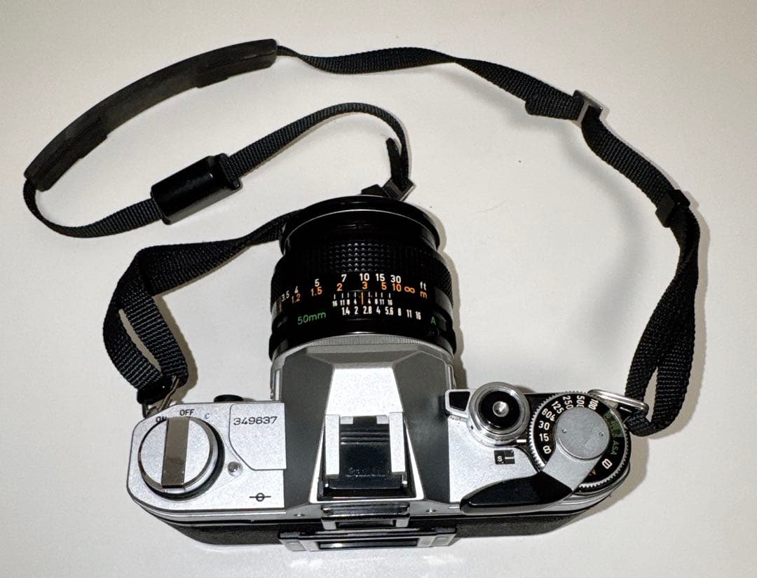 キヤノン フィルムカメラ 35mmフォーカルプレーンシャッター式 一眼レフカメラ