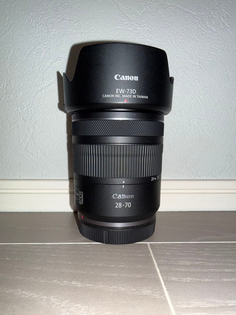 CANON RF28-70mm F2.8 IS STM キヤノン／ズームレンズ
