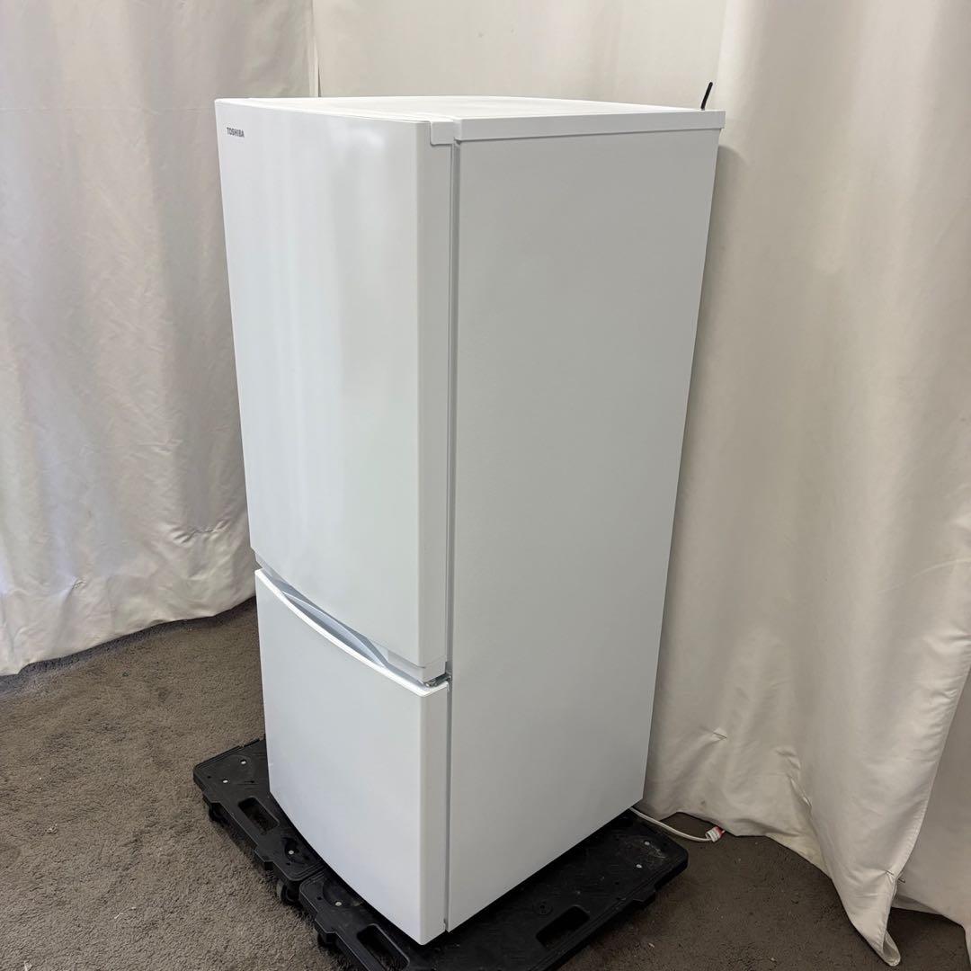 141⭕️冷蔵庫　東芝　一人暮らし　25年製　綺麗　安い　中古　設置無料