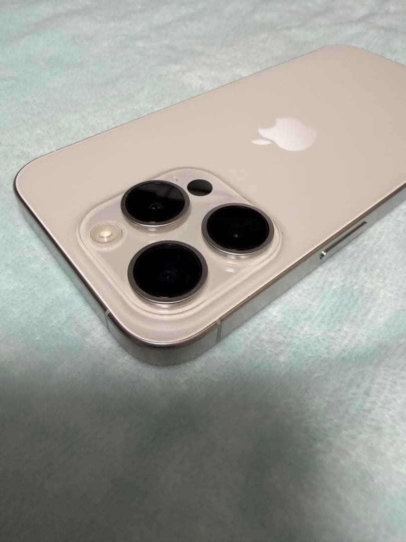【美品】Apple iPhone15 Pro 512GB SIMフリー