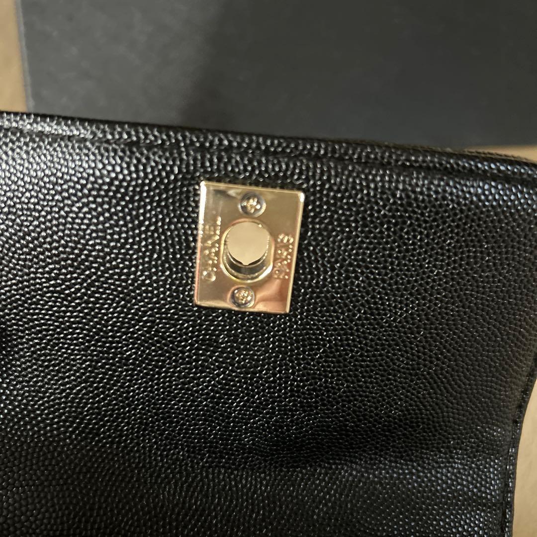 ブラックショルダーバッグ　ノベルティ　CHANEL