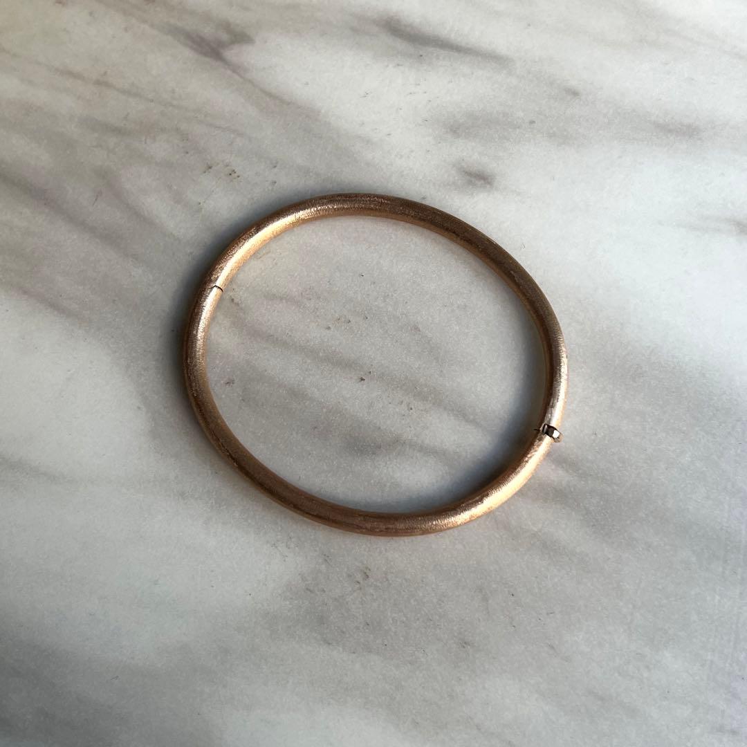 豪華　K18 バングル　ピンクゴールド　マットよりのスターダスト加工