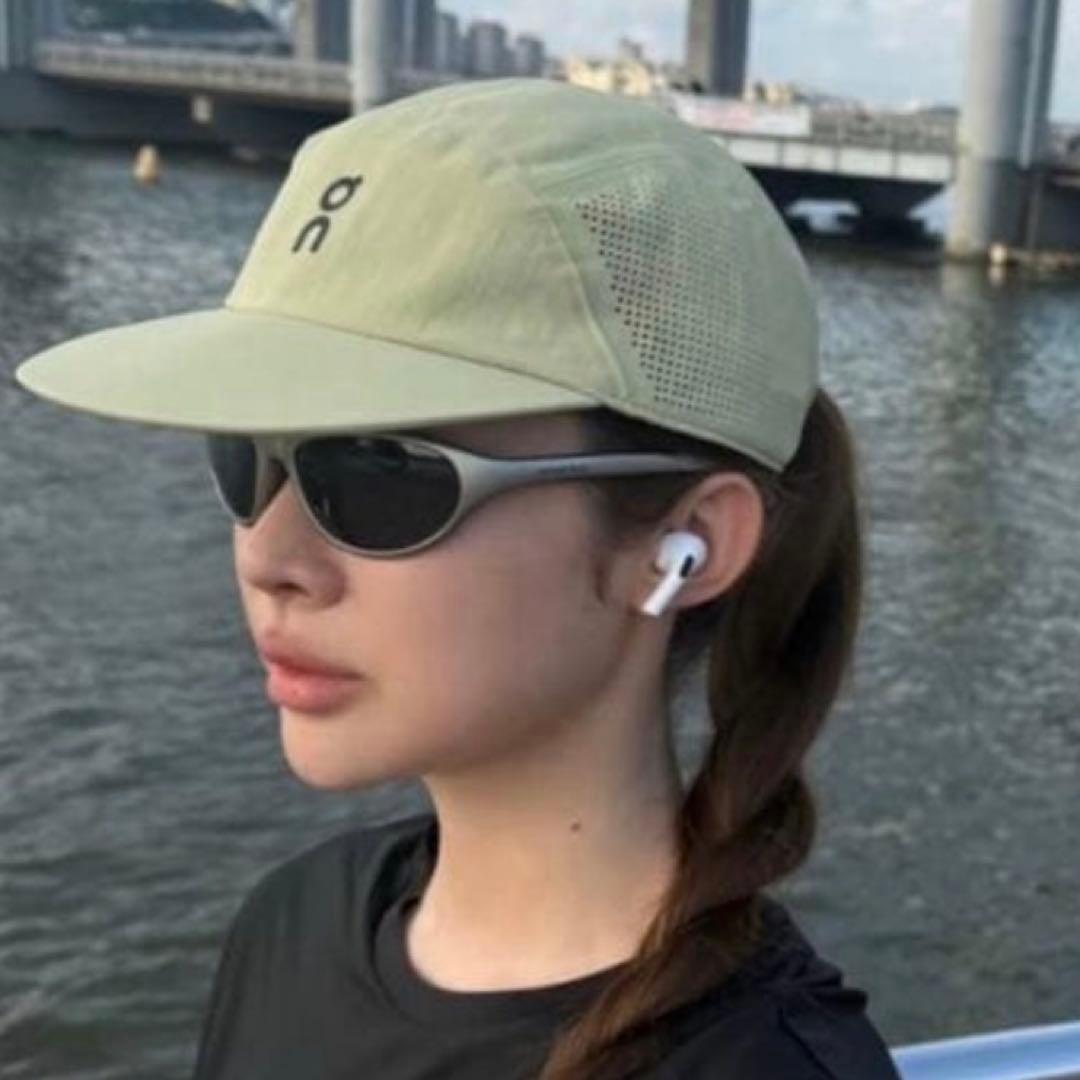 【新品】モンベル トレッキンググラスサングラス ライトグレー シルバー