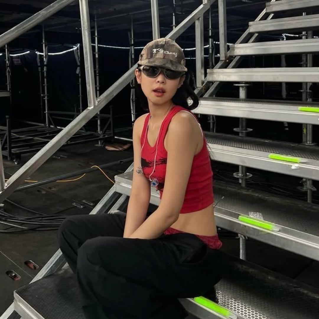 【新品】モンベル トレッキンググラスサングラス ライトグレー シルバー