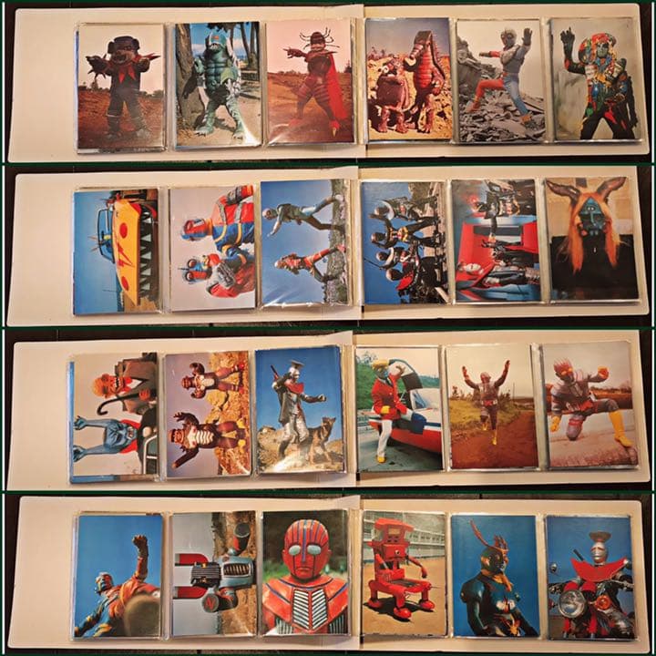 変身ヒーロースナックアルバムと70枚カード