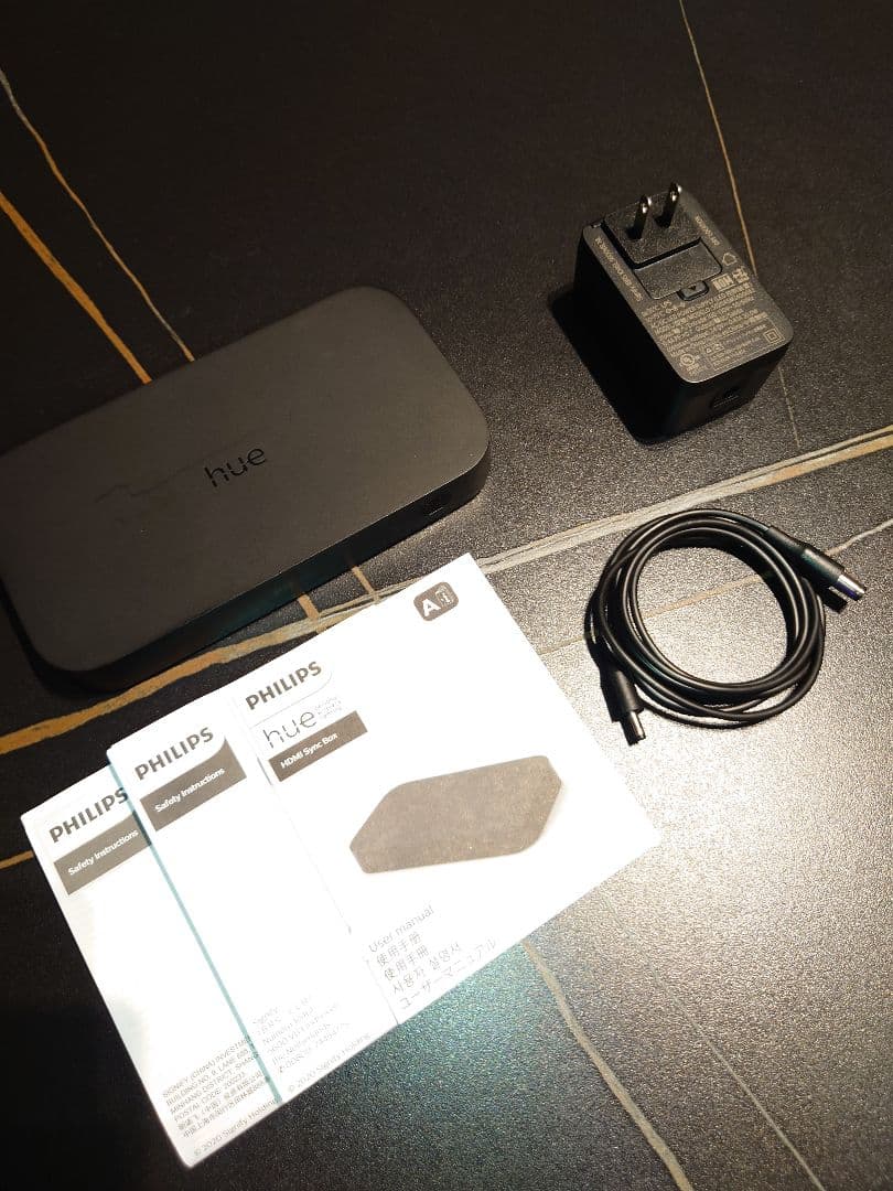 【美品】Philips Hue 【日本正規品】 Hue Sync Box