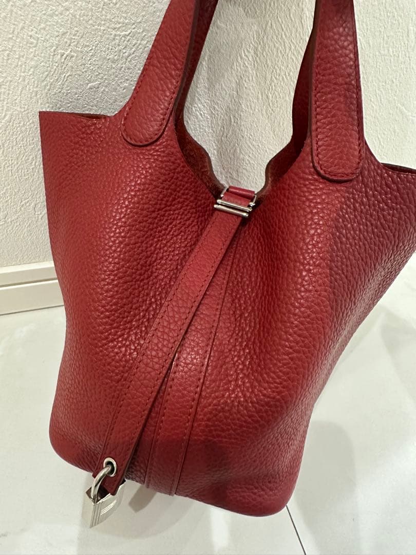 HERMES ピコタンロックpm レッド