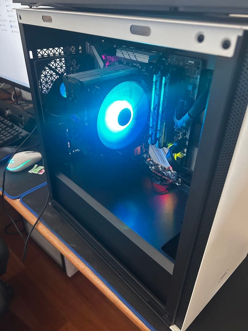 デスクトップPC　3300x Gt710