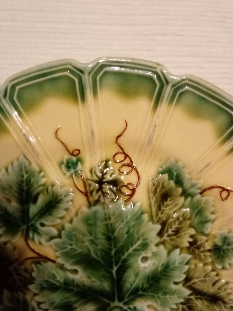 フランス ヴァルボティーヌ皿 葡萄文様