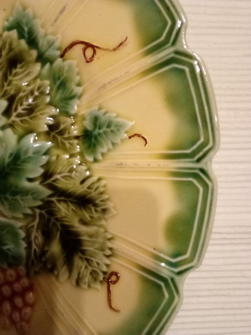 フランス ヴァルボティーヌ皿 葡萄文様