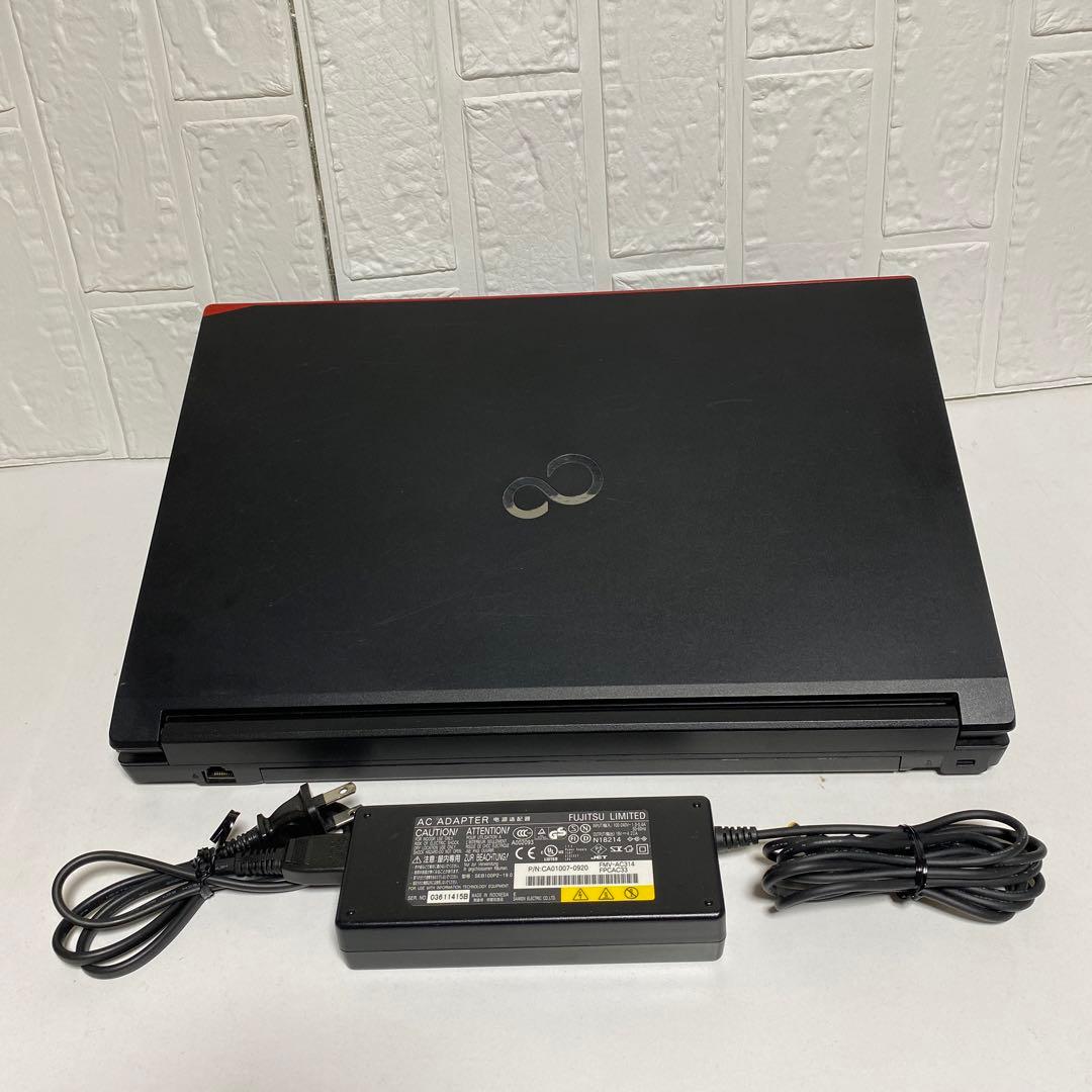 Windows11 オフィス付き　Corei5 SSD FUJITSUノートPC