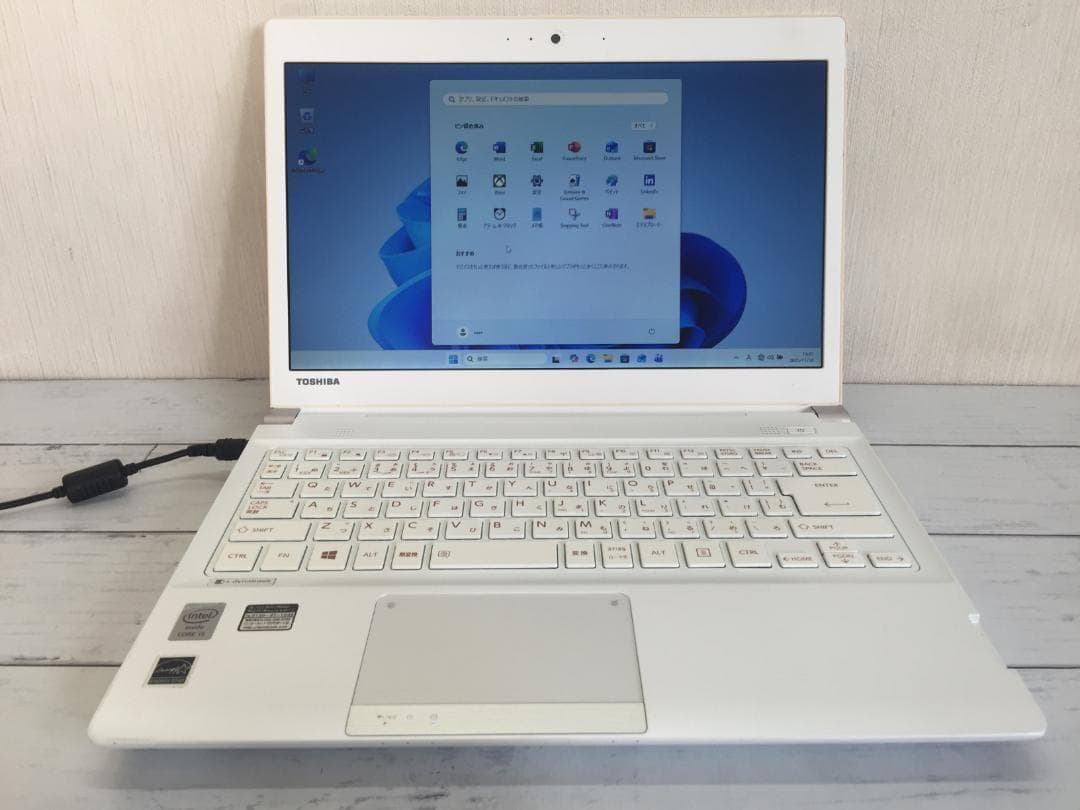 東芝 dynabook R734 13.3型/8G/Offrice/win11