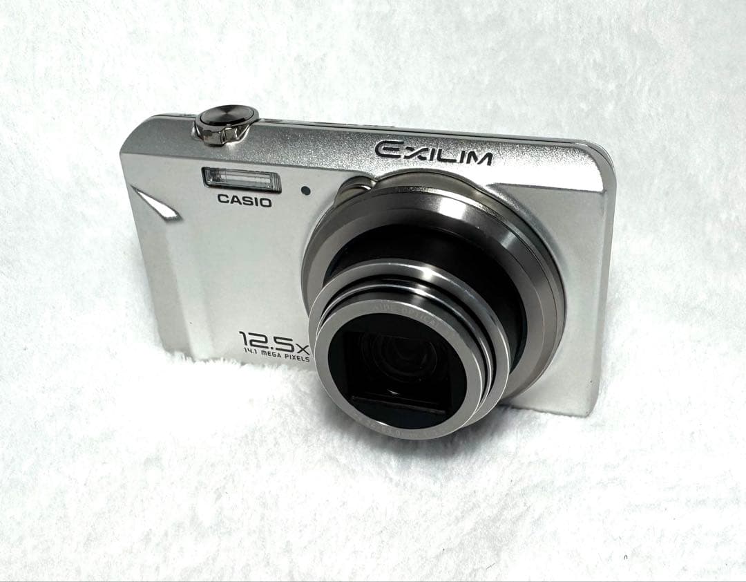 デジタルカメラ Casio Exilim EX-ZS100 #2969