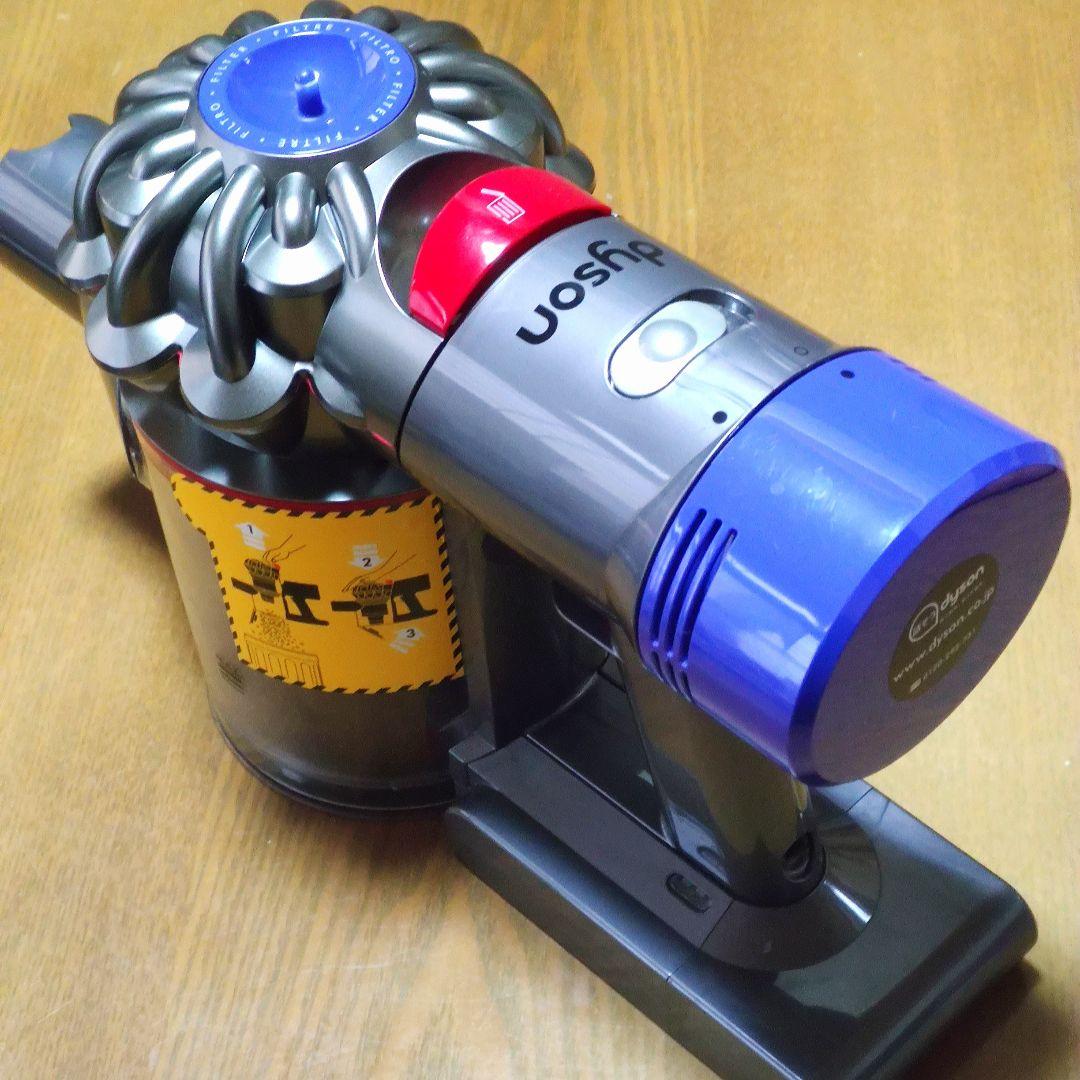 ダイソンV8 SV10 掃除機 完全分解清掃済み動作品 純正バッテリー２つセット