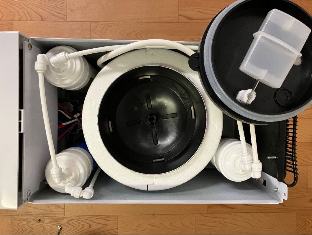 動作確認済　ウォーターサーバー 卓上　水道直結式