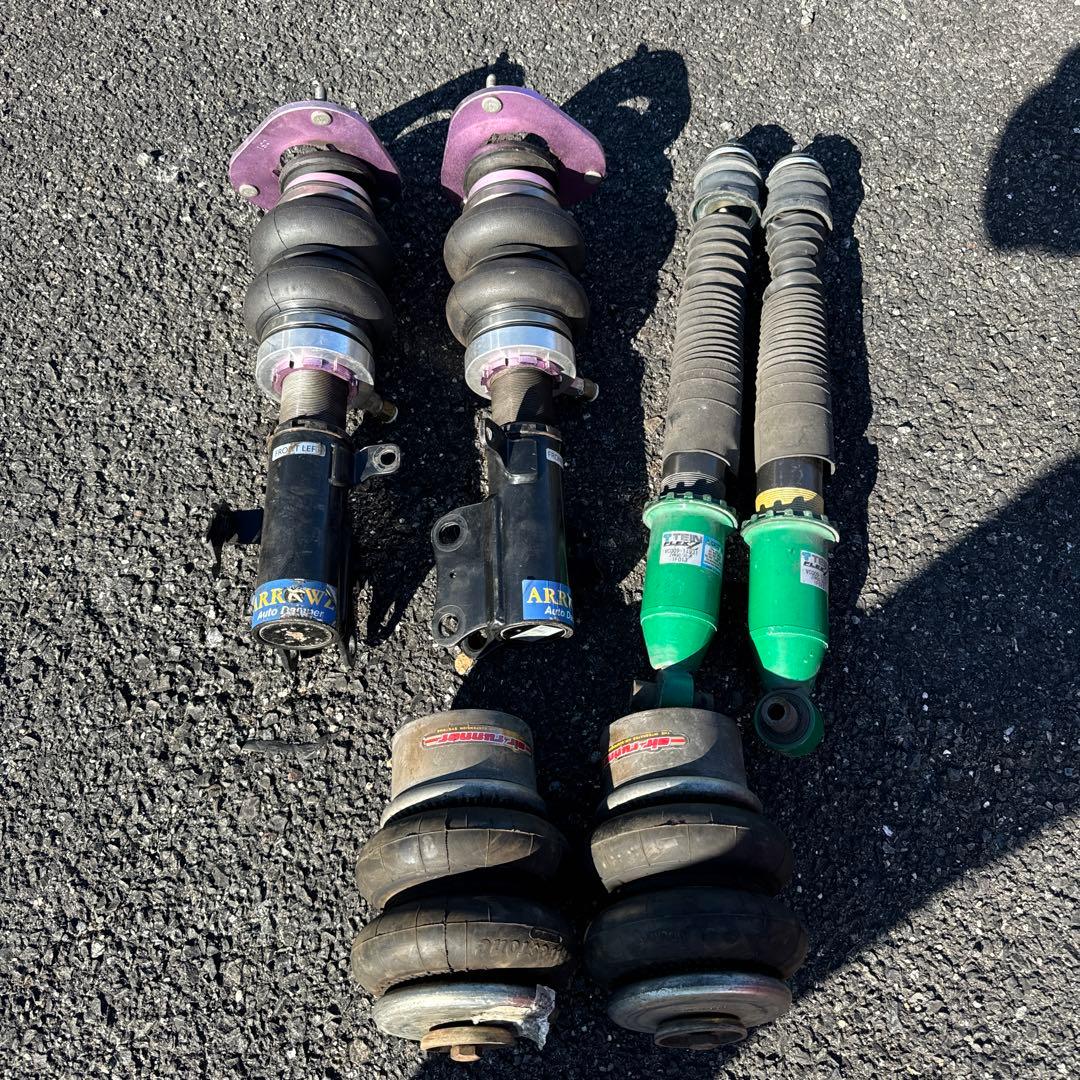 30プリウスエアサス、フロントエアバッグほぼ新品