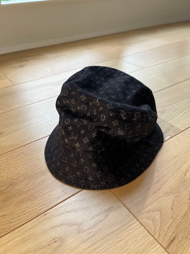 ルイ・ヴィトン バケットハット ブラック　モノグラム