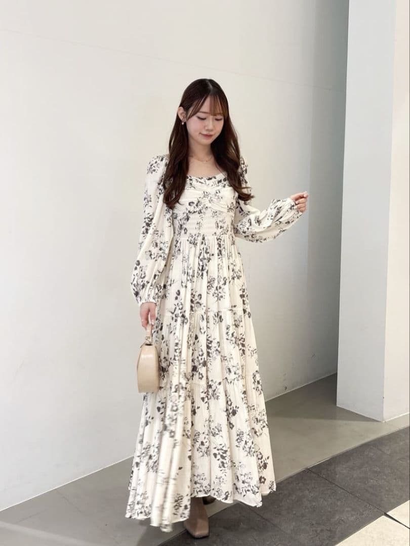 実物写真掲載 大人気完売 ココディール シャーリングティアードフラワーワンピース