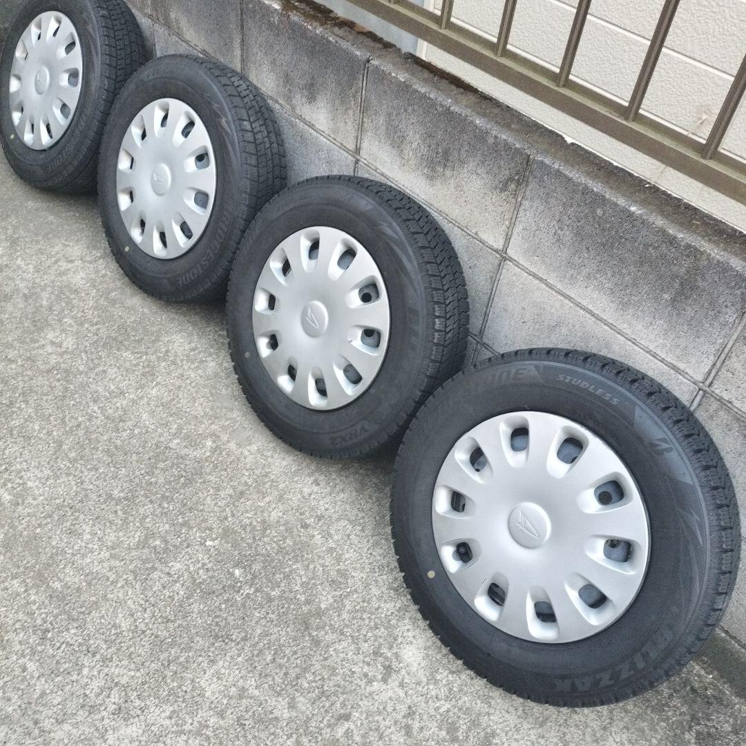 145/80R13 スチールホイル付きスタッドレスタイヤ4本セットの内2本 ①